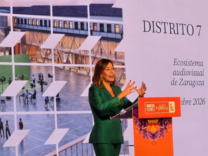 La alcaldesa de Zaragoza, Natalia Chueca, en el foro Iberseries celebrado en Madrid, para presentar Distrito 7