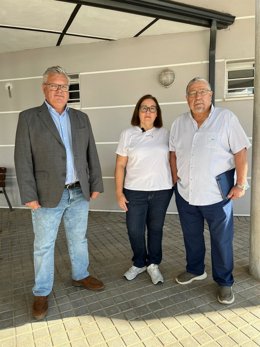 El portavoz del PSOE en la Diputación de Córdoba, Esteban Morales (izda.), y la portavoz del Grupo Socialista en el Ayuntamiento de Villa del Río, Juani Delgado.