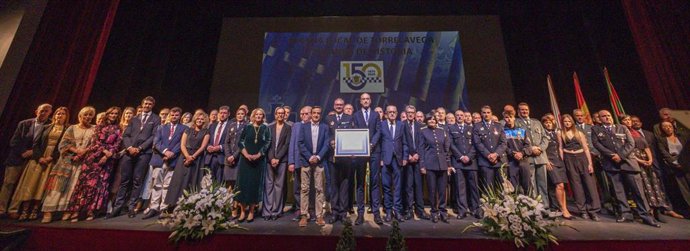 La Policía Local recibe la Medalla de Oro de Torrelavega: "Un reconocimiento a la confianza ciudadana en estos 150 años"