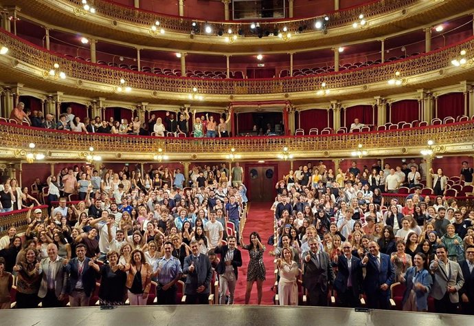 Recepción institucional de la International Welcome Days Universidad de Murcia con alrededor de 400 alumnos asistentes