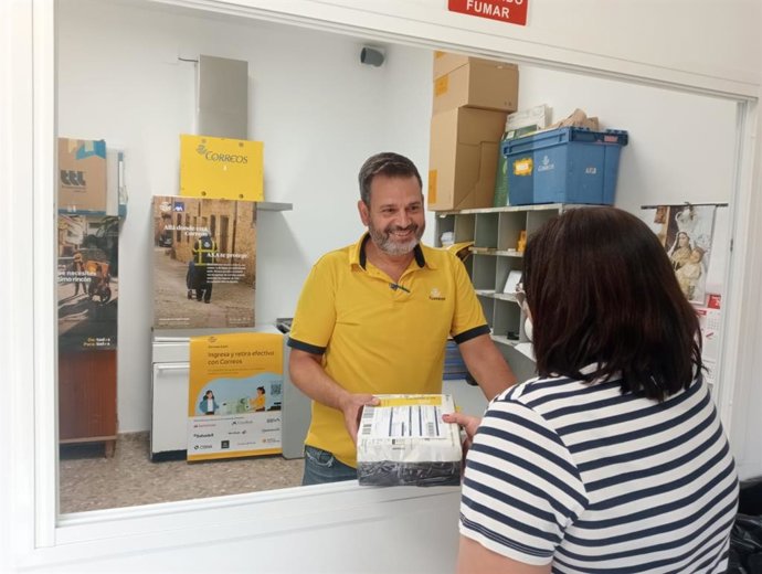 Oficina de Correos en Llanos de Don Juan.