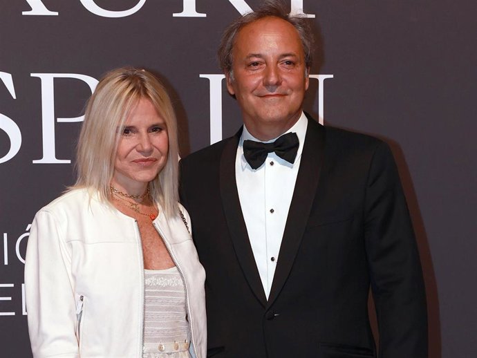 Eugenia Martínez de Iurjo y Narcís  Rebollo durante la entrega de los Premios Diamante de la excelencia 2025 organizados por la Asociación Española del Lujo