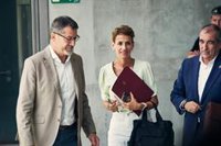 Chivite insiste en que su Gobierno "es el más transparente de la historia" y UPN opina que "debería haberse marchado"