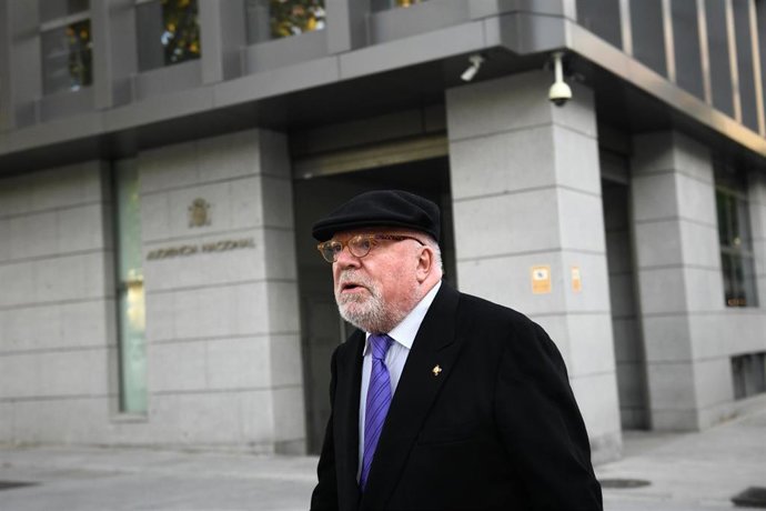 Archivo - El comisario jubilado José Manuel Villarejo a su llegada a un juicio en la sede de la Audiencia Nacional, en Madrid (España). 