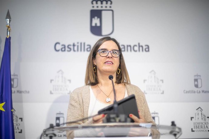 La consejera Portavoz del Gobierno regional, Esther Padilla, comparece en rueda de prensa, desde la sede de la Delegación provincial de la Junta en Cuenca, para dar cuenta de los asuntos tratados en el Consejo de Gobierno.