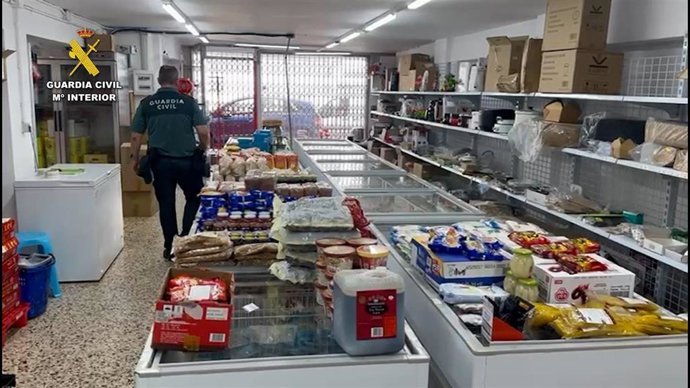 Productos caducados intervenidos por Guardia Civil en Las Palmas de Gran Canaria