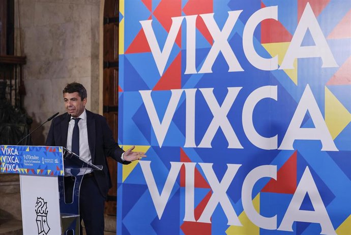 El president de la Generalitat valenciana, Carlos Mazón, presenta la campaña institucional con motivo del 9 d'Octubre, en el Palau de la Generalitat, a 1 de octubre de 2025,