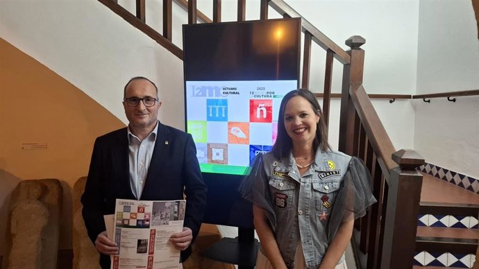 Presentación de 'Octubre Cultural'