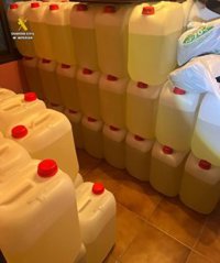 Cinco detenidos y 3.700 litros de gasolina para narcolanchas intervenidas en el Estrecho de Gibraltar