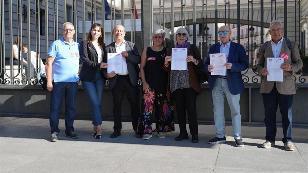 UGT y CCOO  difunden un manifiesto conjunto este 1 de octubre, Día Mundial de las Personas Mayores