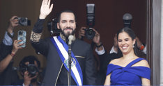 Política
