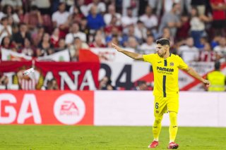Manor Solomon of Villarreal CF celebrates a goal during the Spanish league, LaLiga EA Sports, football match played between Sevilla FC and Villarreal CF at Ramon Sanchez-Pizjuan stadium on September 23, 2025, in Sevilla, Spain.