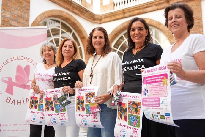 Paula Conesa en la presentación de la campaña 'Rayas que unen pasos'.