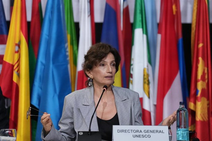 La directora general de la Unesco, Audrey Azoulay, durante la ceremonia de clausura de la conferencia Mondiacult, en el Centro de Convenciones Internacionales de Barcelona (CCIB), a 1 de octubre de 2025