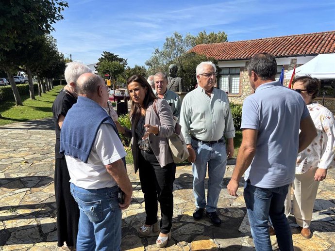 La consejera en los actos por el Día del Mayor