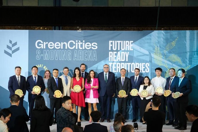 El consejero Arturo Bernal ha intervenido en Fycma en la entrega del Premio Green Cities que ha reconocido la labor del empresariado chino por su compromiso con la sostenibilidad de sus ciudades