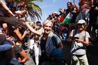 Colau asegura que la Flotilla está en "alerta máxima" por la presencia de numerosas embarcaciones