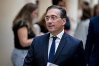 Albares pide a Israel que respete la "integridad física y los derechos" de los integrantes de la flotilla