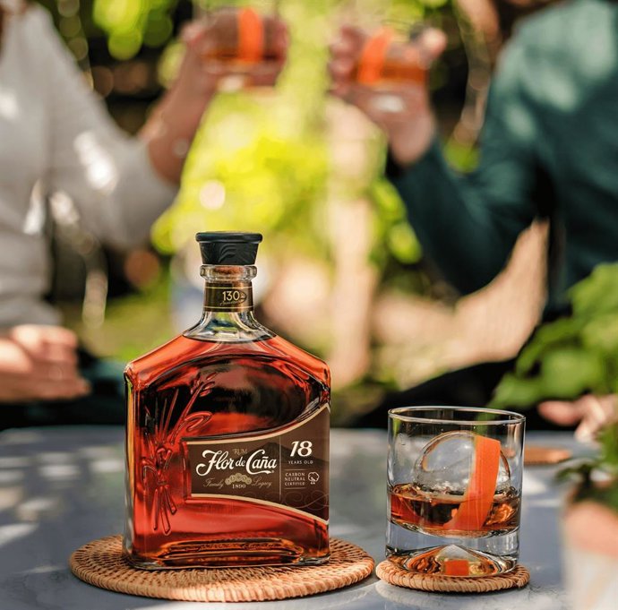 Flor de Caña 18