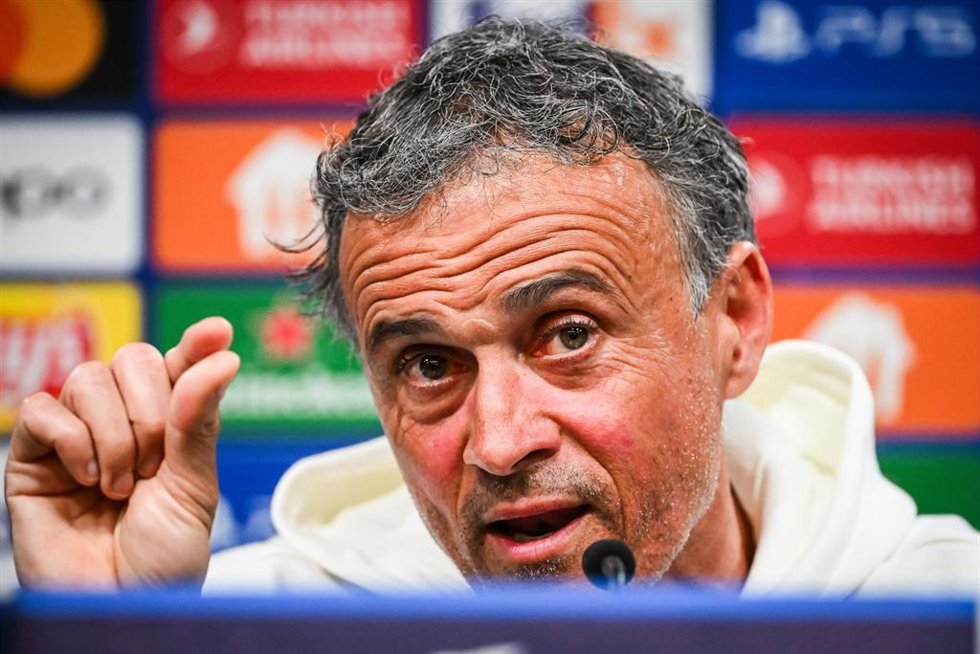 Archivo - Luis Enrique Martínez en rueda de prensa de la Liga de Campeones