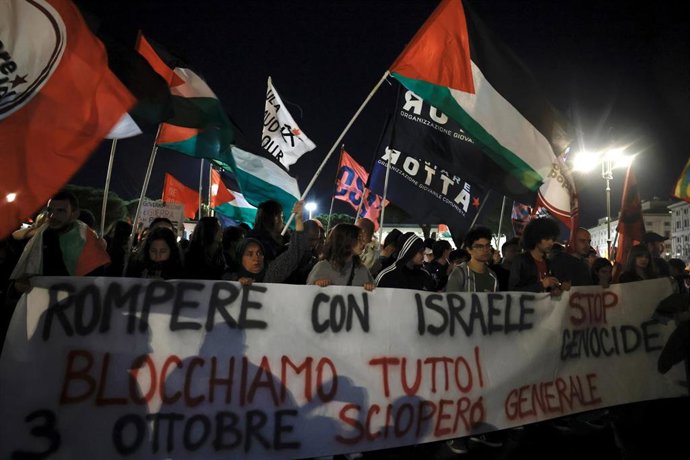 Manfiestación en Italia en contra de la intercepción israelí de la flotilla a Gaza