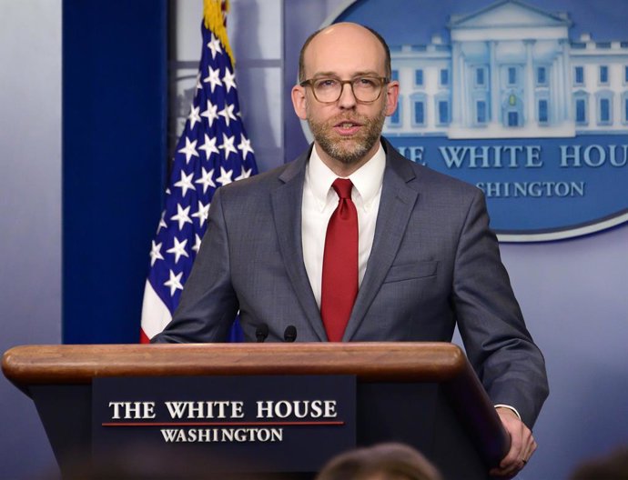 Archivo - Arquivo - 11 de março de 2019 - Washington, Distrito de Columbia, EUA - O diretor interino do Escritório de Gestão e Orçamento (OMB), Russell Vought, informa a mídia na Sala de Briefing para a Imprensa Brady da Casa Branca em Washington, DC, na 