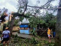 Aumentan a 72 los muertos y casi 300 los heridos por el seísmo de magnitud 6,9 en el centro de Filipinas