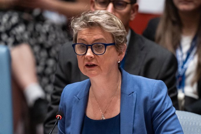 23 de setembro de 2025, Bronx, Nova York, EUA: Yvette Cooper, deputada, Secretária de Estado das Relações Exteriores, da Comunidade e do Desenvolvimento do Reino Unido, fala durante a reunião ministerial "A situação no Oriente Médio, incluindo a questão p