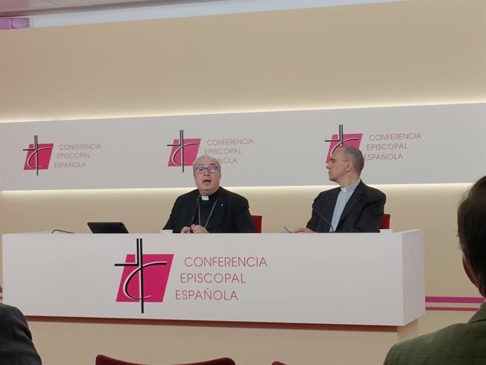 Rueda de prensa del secretario general de la CEE.