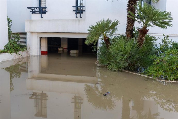 Un garaje anegado de agua tras las lluvias, a 1 de octubre de 2025, en Ibiza