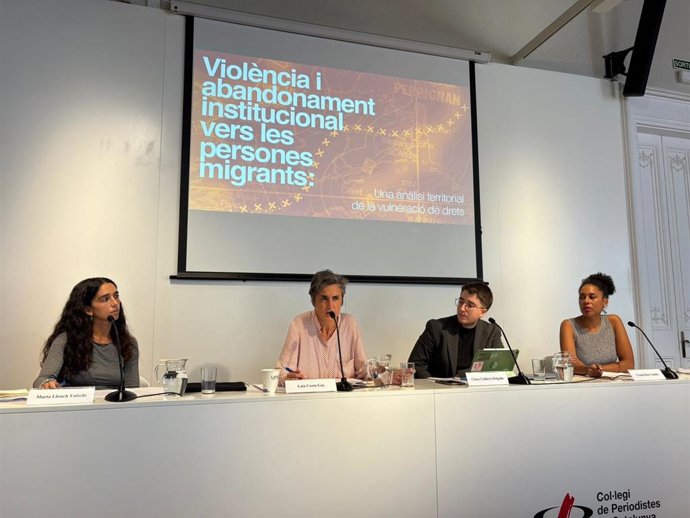 Rueda de prensa sobre menores migrantes.