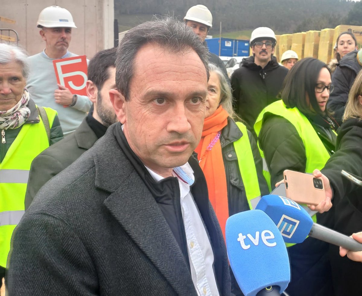 El consejero Ovidio Zapico reclama a Puente que  deje de lado el partidismo  respecto al peaje del Huerna