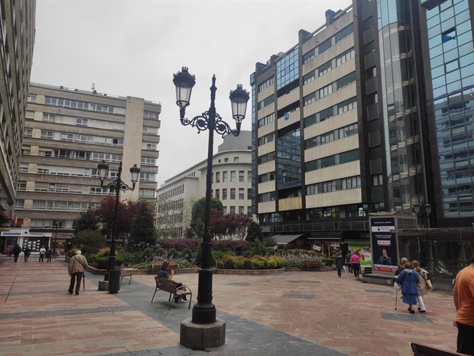 Archivo - Plaza Longoria Carbajal de Oviedo antes de comenzar las obras.