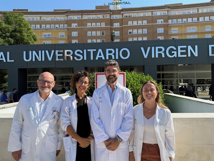 Investigadores del hospital Virgen del Rocío (Sevilla).