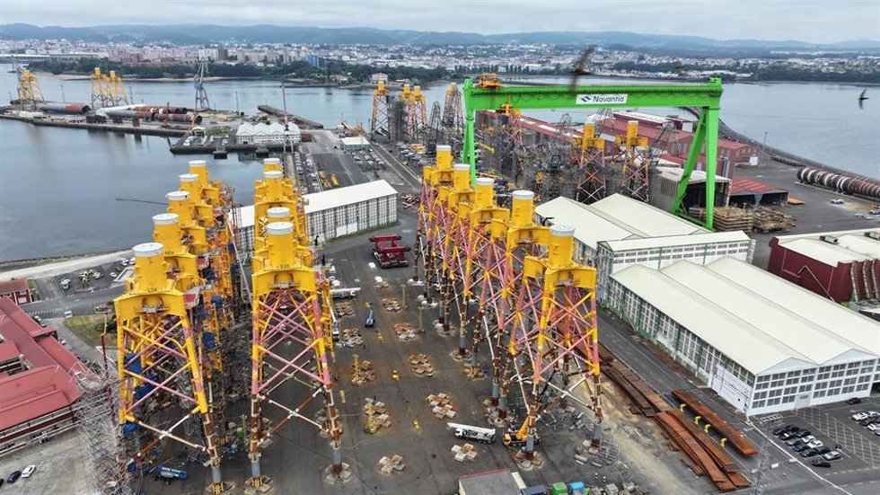 El Banco Europeo de Inversiones (BEI) y CaixaBank han firmado un acuerdo de contragarantía de 50 millones de euros para respaldar las capacidades de fabricación de Navantia Seanergies.