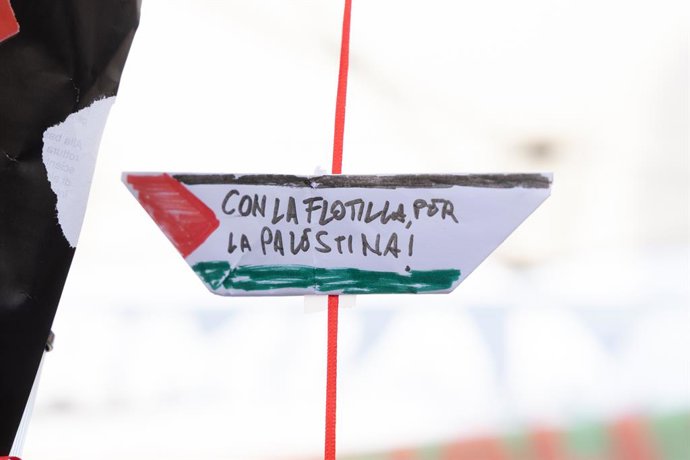 Rome, Italy / Rome, Italy: Drawings made by children at the permanent garrison for the Global Sumud Flotilla and Gaza in Piazza dei Cinquecento in Rome.