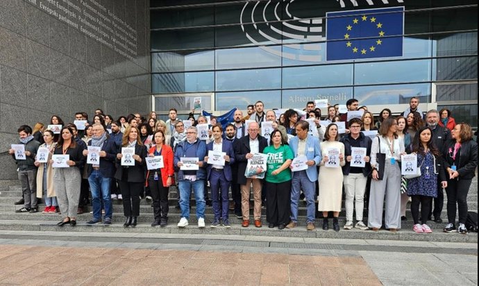 Manifestación de eurodiputados contra el asalto de Israel a la flotilla humanitaria a Gaza