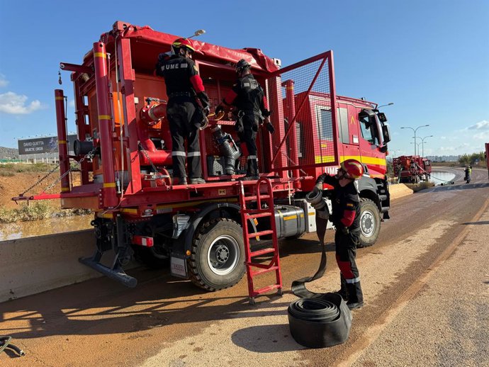 IMagen de la UME trabajando en Ibiza trasl lluvias torrenciales