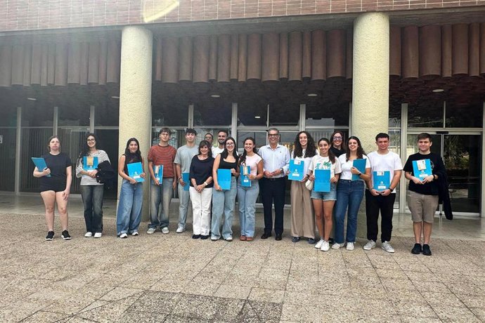 La Diputación beca a 20 universitarios como residentes en el Hogar Provincial