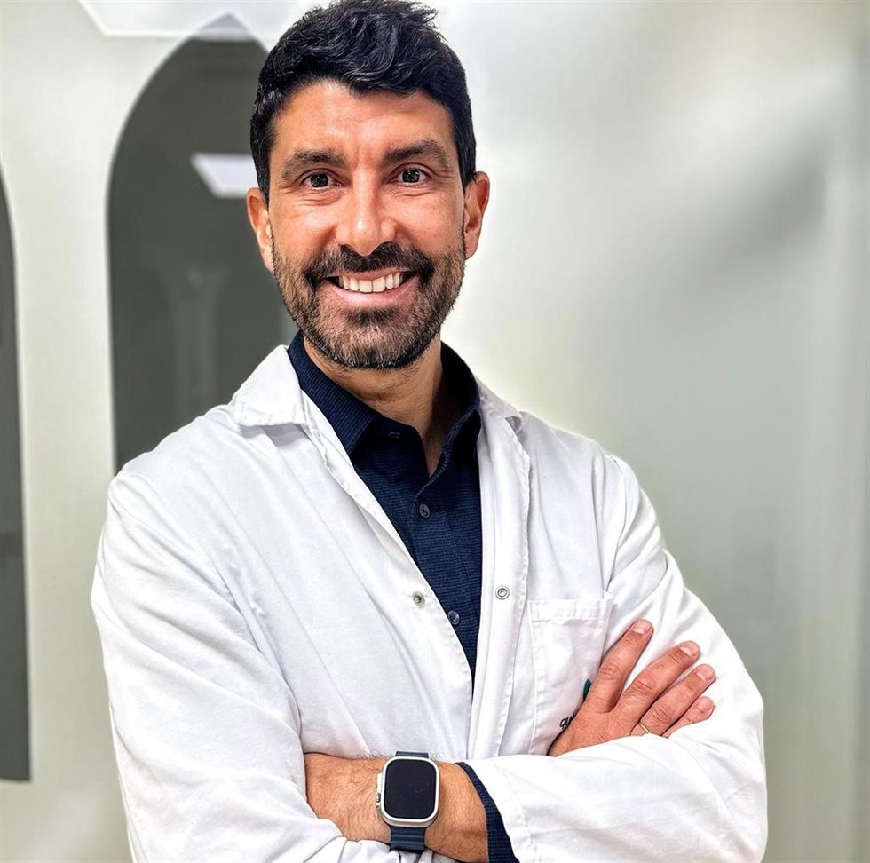 Felipe del Valle, coordinador del servicio de Nutrición del Hospital Quirónsalud Sagrado Corazón y del Centro de Excelencia en el Tratamiento de la Obesidad.