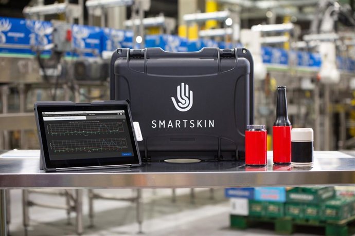 SmartSkin’s container twins and real-time analytics give food and beverage manufacturers the visibility they need to optimize every line -- reducing downtime, preventing defects, and ensuring flawless quality.