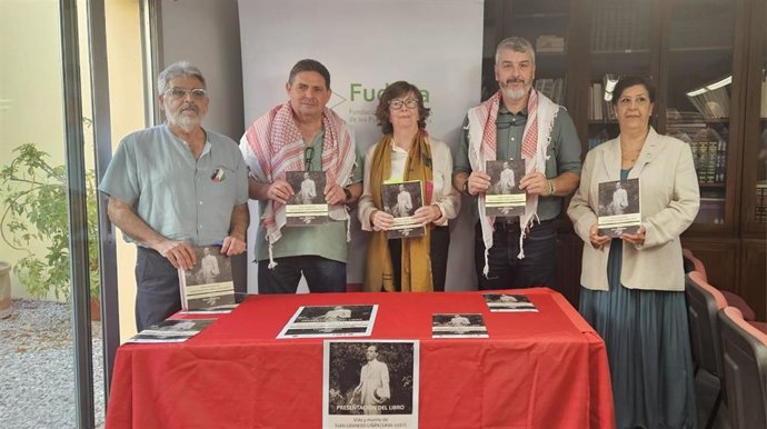 El secretario general de UGT Andalucía y presidente de la Fundación para el Desarrollo de los Pueblos de Andalucía (Fudepa), Oskar Martín,  en la presentación del libro 'Vida y muerte de Juan Granero Liñán (1890-1937)'.