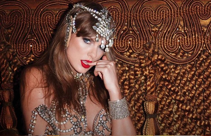 Taylor Swift lanza The Life of a Showgirl y compara el disco con un "autorretrato": "Es hermoso y aterrador"