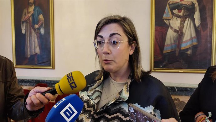 Archivo - La portavoz de Vox en el Ayuntamiento de Oviedo, Sonsoles Peralta.