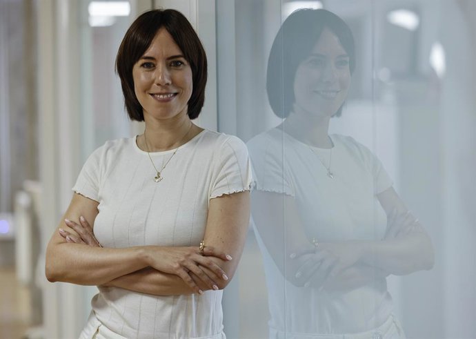 Archivo - La ministra de Ciencia, Innovación y Universidades, Diana Morant, posa para Europa Press, a 7 de agosto de 2025, en Valencia, Comunidad Valenciana (España). Morant es una ingeniera de telecomunicación y política española, actual ministra de Cien