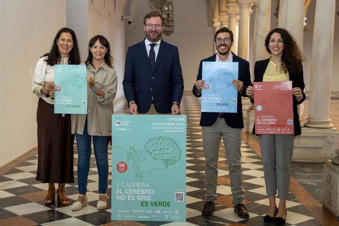 Presentación de la II Carrera Solidaria 'El cerebro no es gris'.