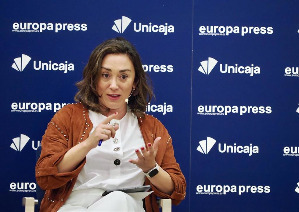 La consejera de Agricultura, Ganadería y Desarrollo Rural de la Junta de Castilla y León, María González Corral, interviene durante el encuentro informativo sobre la innovación y sostenibilidad en el uso agrario del agua, organizado por Europa Press y U