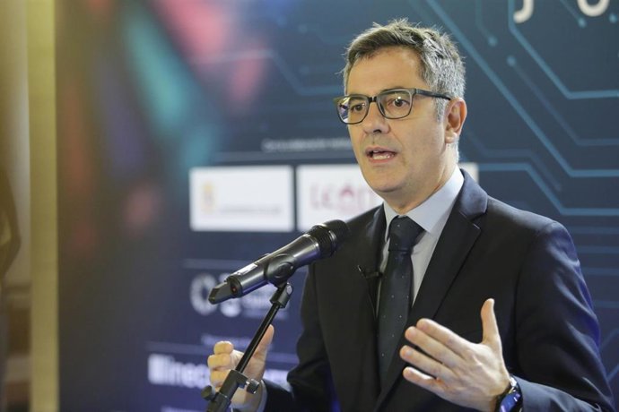 El ministro de Presidencia, Justicia y Relaciones con las Cortes, Félix Bolaños, preside el acto de clausura del DATAfórum Justicia 2025, en el Auditorio de León.