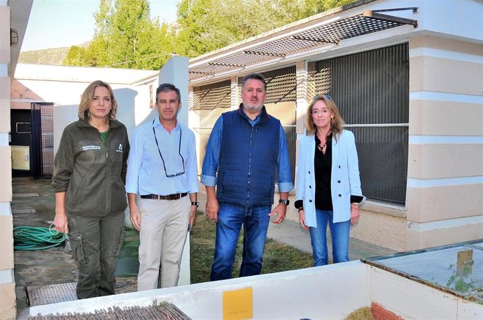 Visita del delegado territorial de Sostenibilidad y Medio Ambiente de la Junta en Granada, Manuel Francisco García