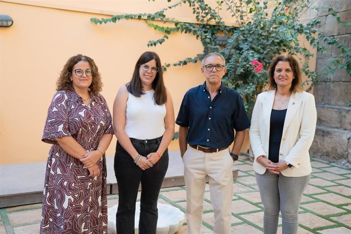 Presentación del III Encuentro Nacional de Plectro de Benahadux (Almería).